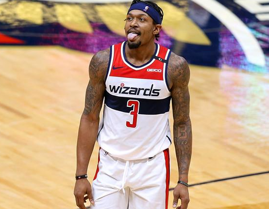 缺乏足够的 缺乏足够的