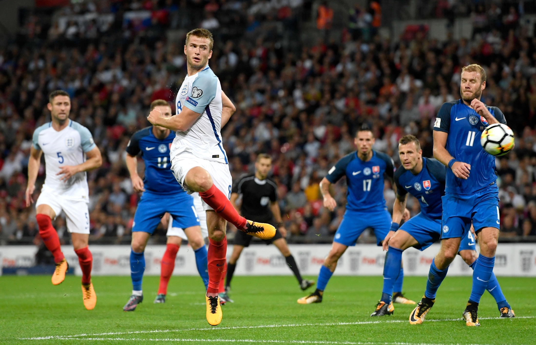 东队极具韧 东队极具韧